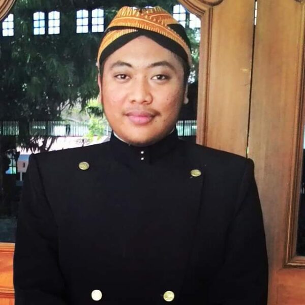 WhatsApp Image 2022 01 19 at 11 12 13 600x600