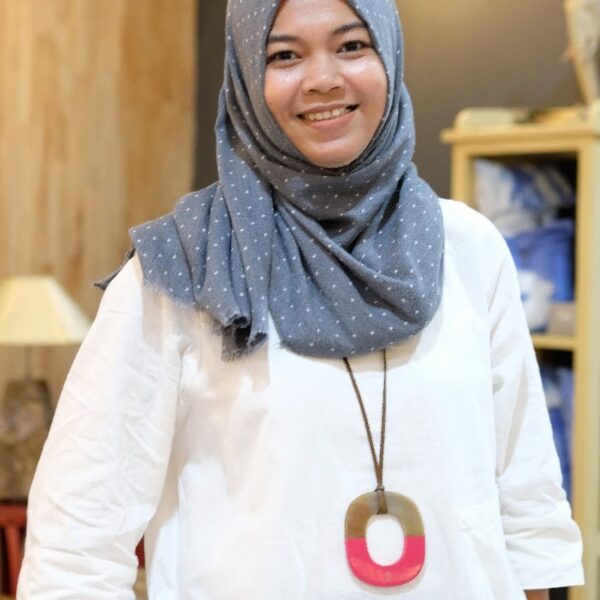 Wiendha RA Cabor Panahan Sie Bidang Sarpras wiendha subiantoro 600x600